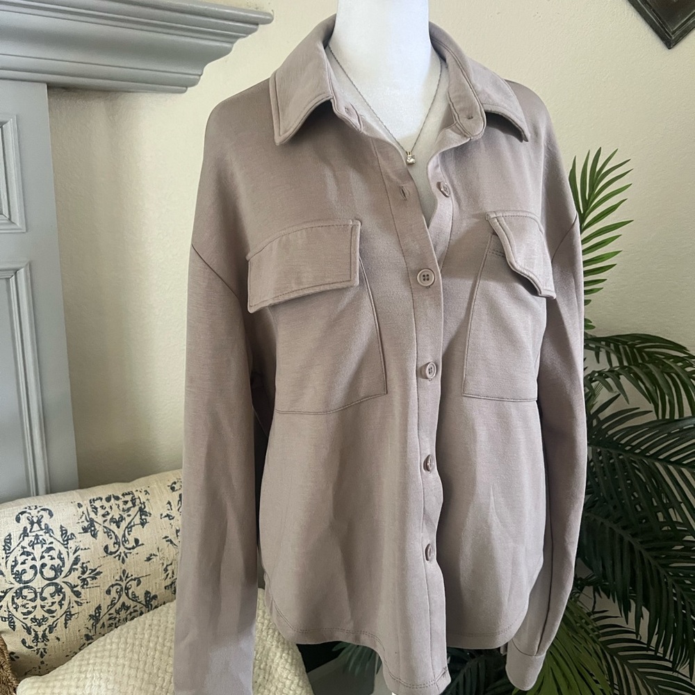 Women's Taupe Button-Up Shirt Jacket Size M